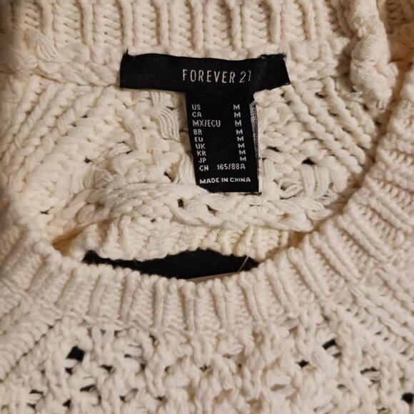 NEW Cream Loose Knit Long Sleeve Open Back Sweater Size‎ M - Picture 9 of 12